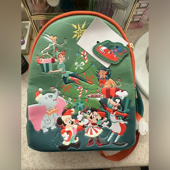 DISNEY CHRISTMAS LOUNGEFLY - Picture 1 of 5